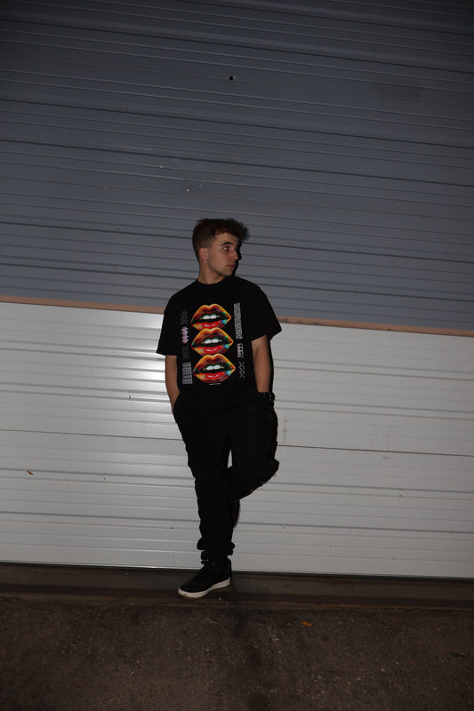 Lip Luxury Tee